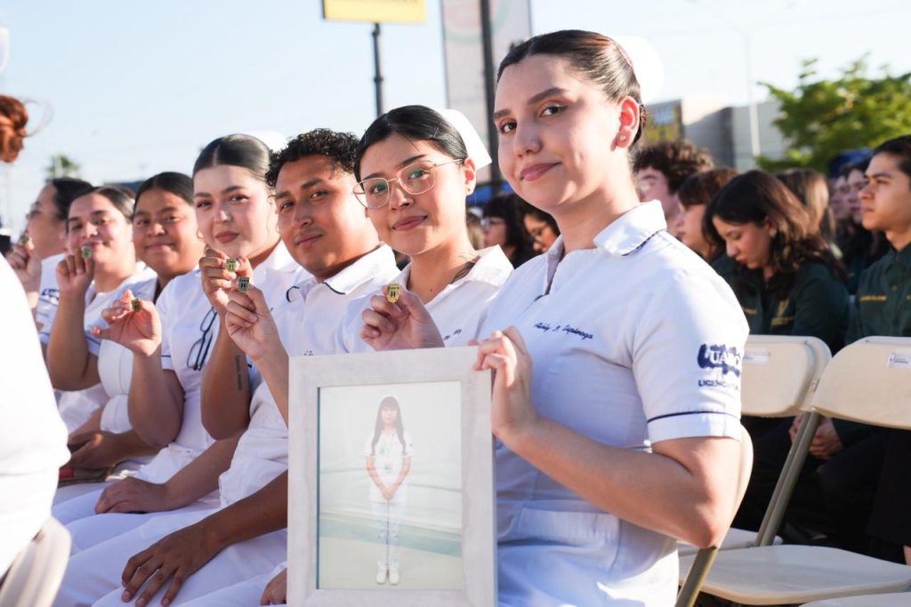 Más de 2200 estudiantes del campus Mexicali se preparan para concluir su etapa universitaria
