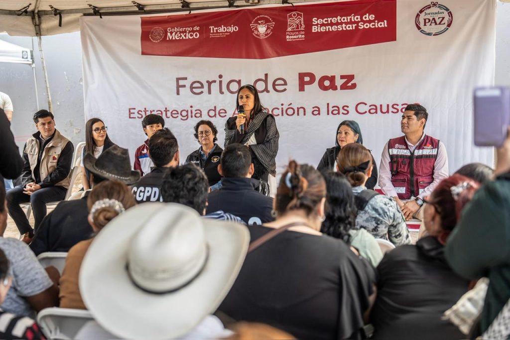 Realizan Feria de la Paz en Playas de Rosarito