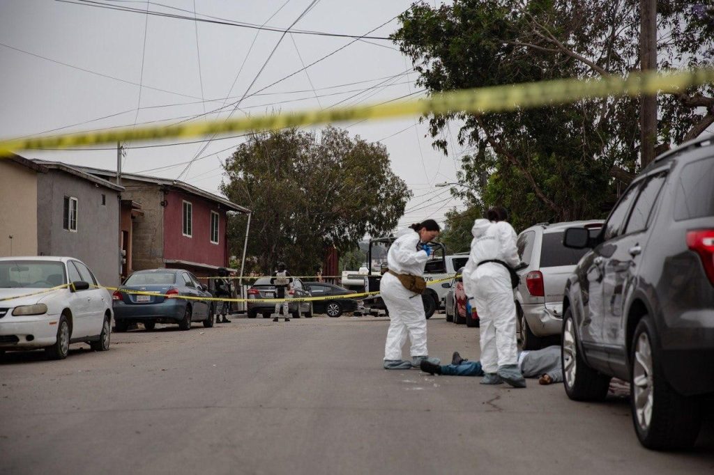 Hombre es asesinado en la colonia Montes Olímpicos; su cuerpo queda tendido sobre la calle