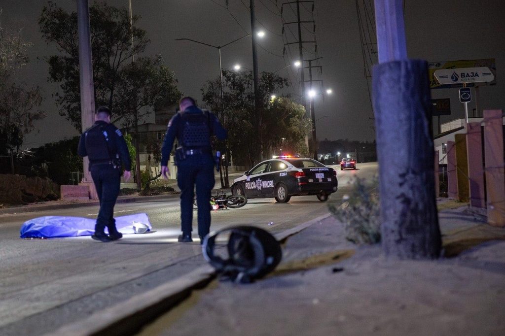 Motociclista pierde la vida sobre Rosas Magallón en Fundadores