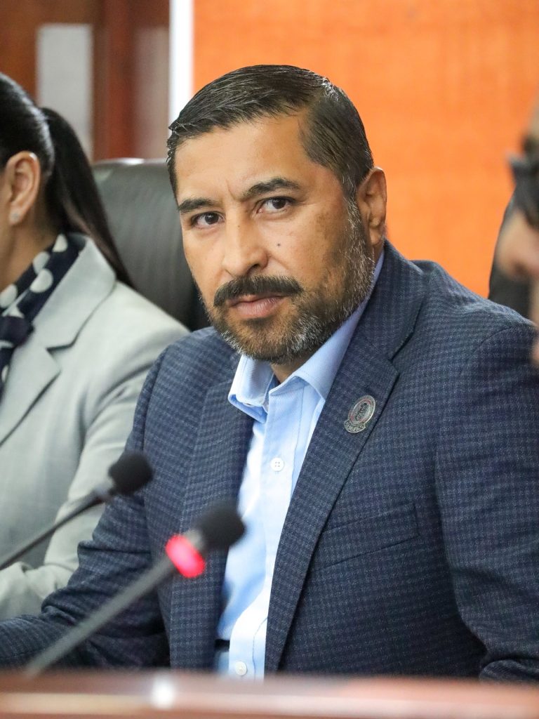 Dip. Ramón Vázquez propone protocolo estatal de postvención para atención a familias