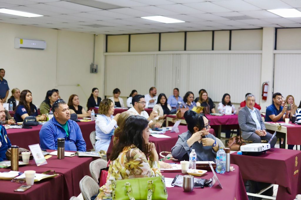 Realizan taller sobre estrategiasa didácticas y Neurodiveergencia en Telesecundaria
