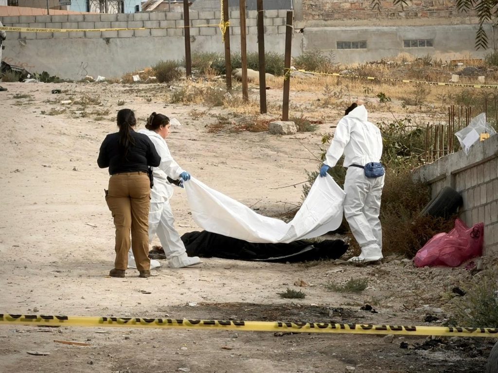 Localizan cuerpo envuelto en una cobija en el Ejido Francisco Villa