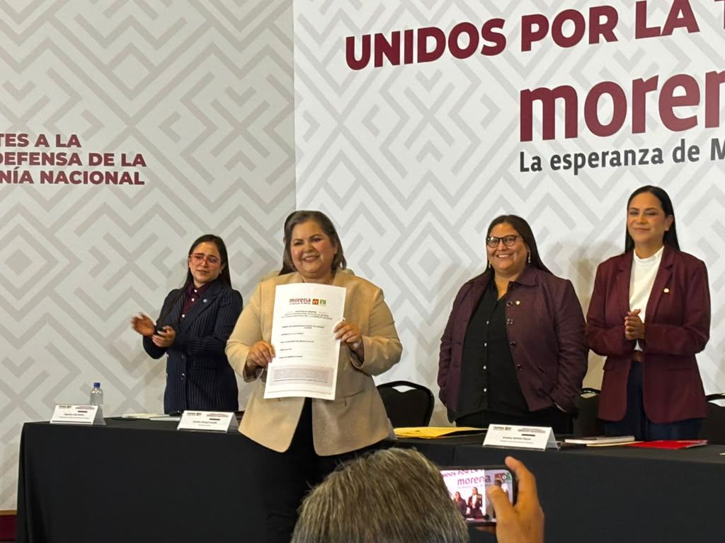 Evangelina Moreno se registra como aspirante a la gubernatura de Baja California