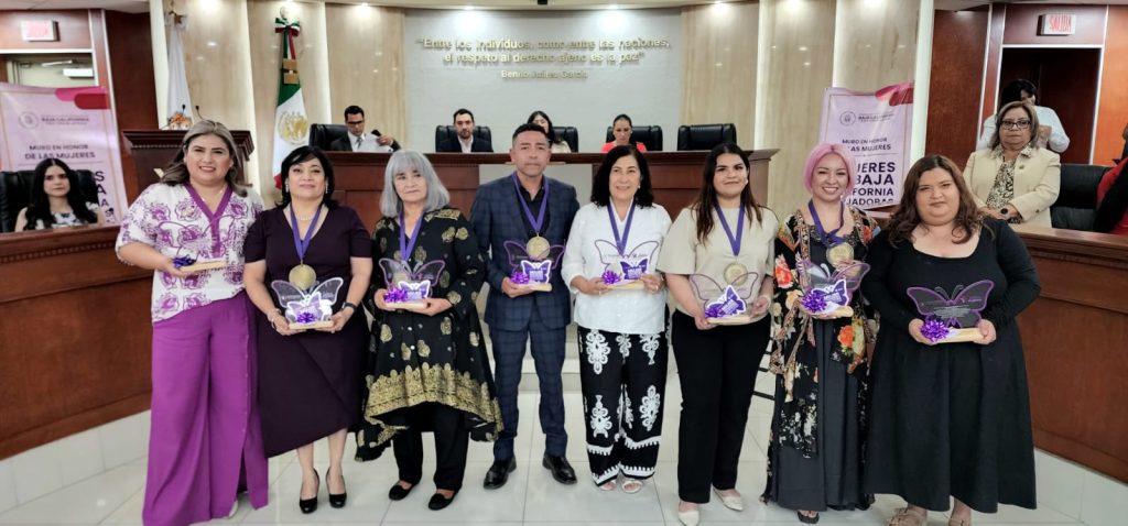 Honra Congreso a mujeres destacadas en «Muro en Honor de las Mujeres de Baja California»