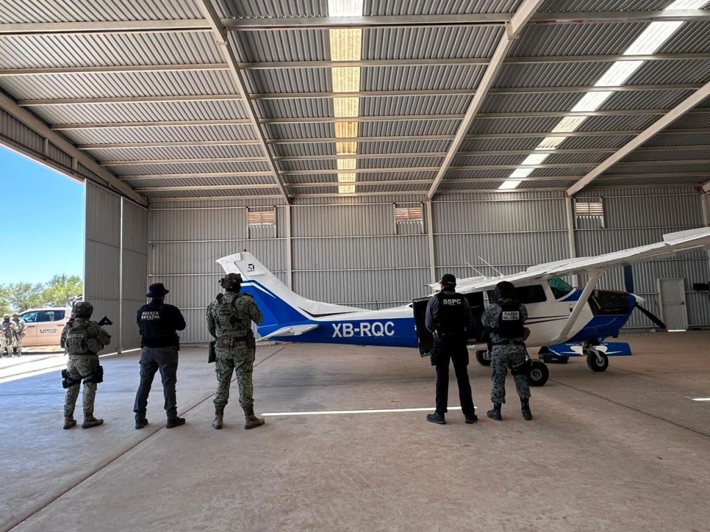 Localizan hangar, decomisan droga y arrestan a sujeto en operativo en el Valle de Mexicali