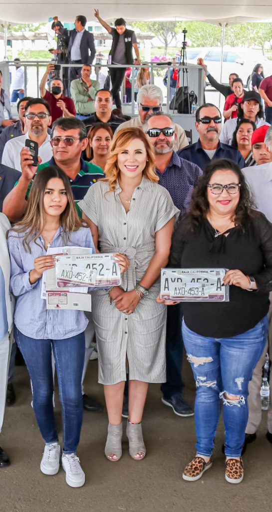 Facilita Gobierno del Estado regularización de vehículos con adeudos anteriores a 2021