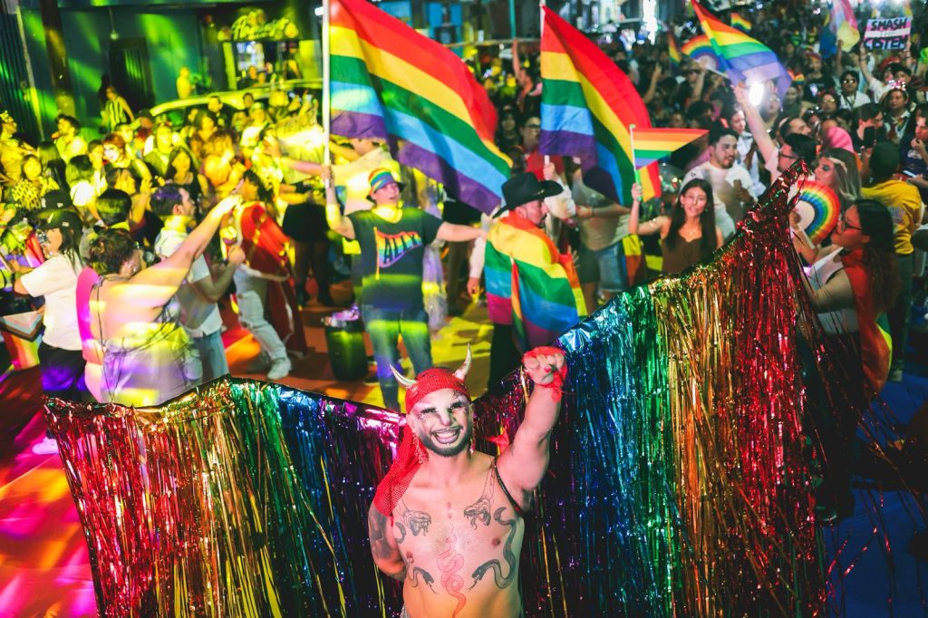 Realizan 18va marcha por el día del Orgullo en Mexicali