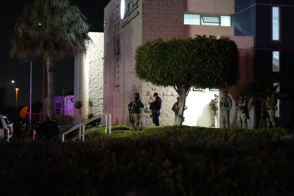 Encuentran con vida a inspectores de IMOS privados de la libertad en San Quintín