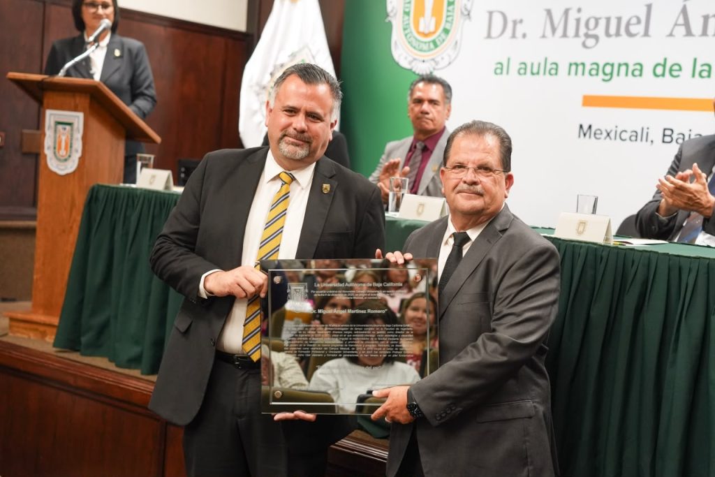 UABC honra el legado del doctor Miguel Ángel Martínez Romero