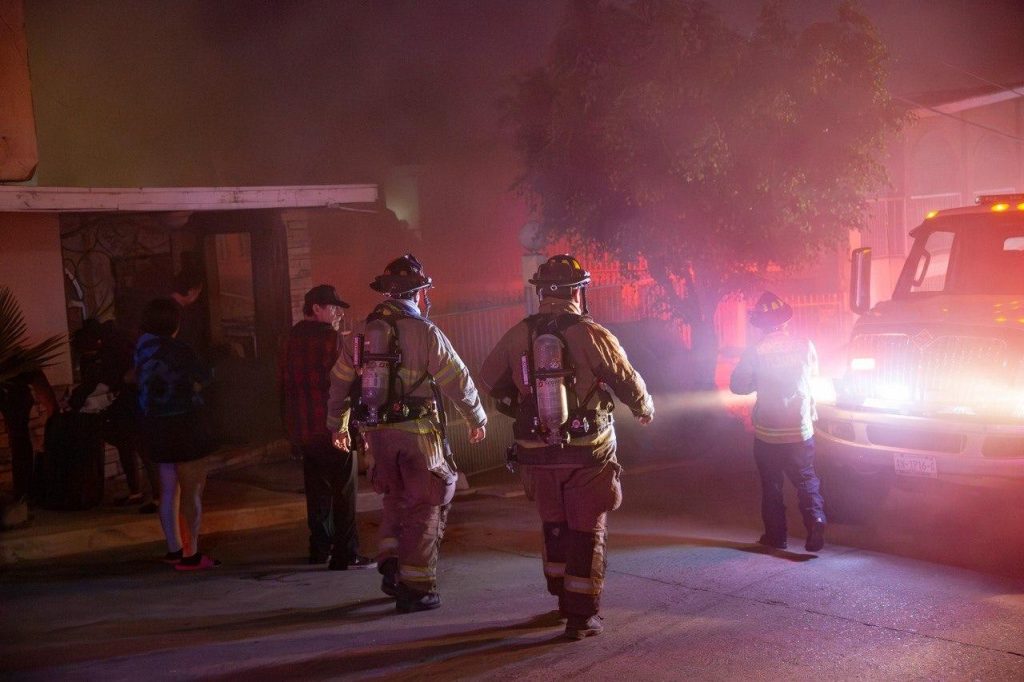 Incendio en departamentos de la colonia Francisco Villa; hombre es detenido como presunto responsable
