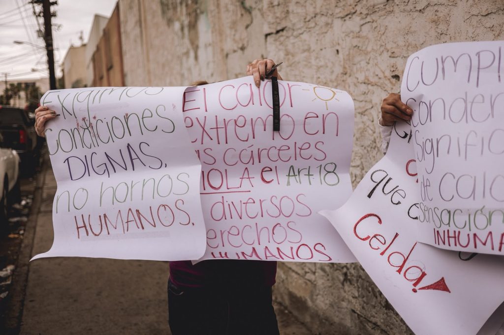 Acusan de tratos inhumanos dentro de CERESO de Mexicali