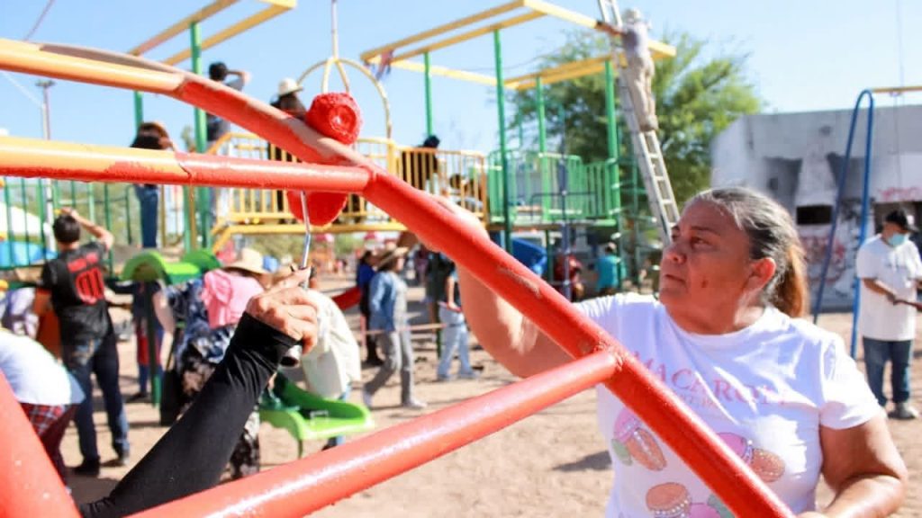 Gobierno de Mexicali y vecinos realizan jornada de rehabilitación en Pilares Misión del Ángel