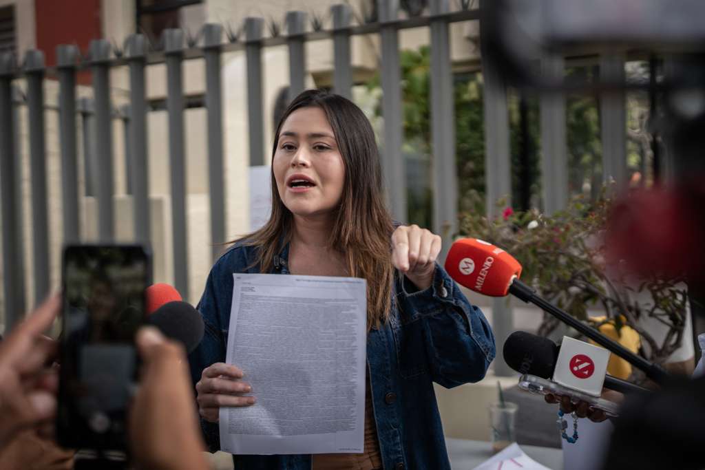 Activistas se manifiestan previo a resolución sobre corrida de toros en Tijuana