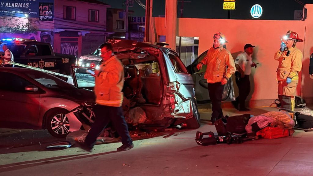 #Últimahora | Aparatoso accidente deja una persona sin vida y varios lesionados #Tijuana