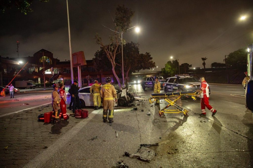 Hombre resulta lesionado tras fuerte accidente en Zona Río