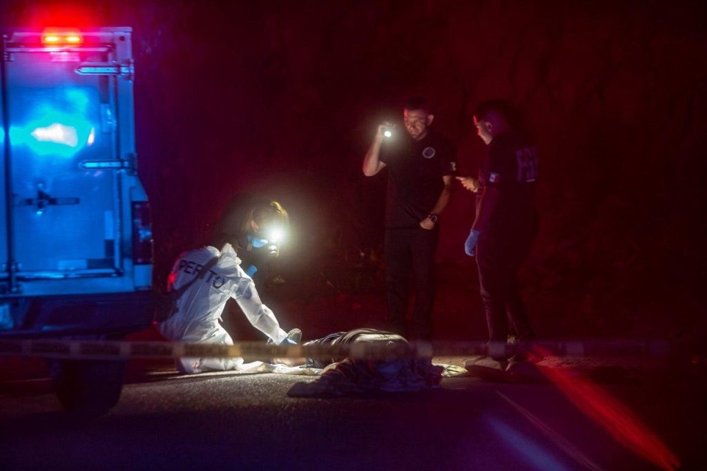 Hallan cuerpo envuelto en una cobija en camino vecinal de Punta Bandera
