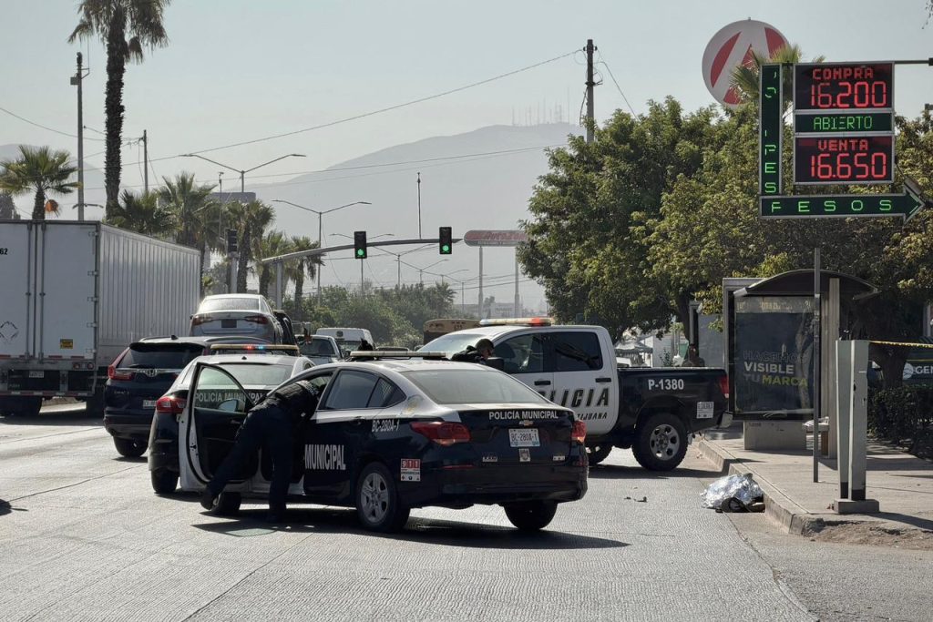 Hombre muere tras ser atacado a balazos en Río Tijuana; hay un detenido