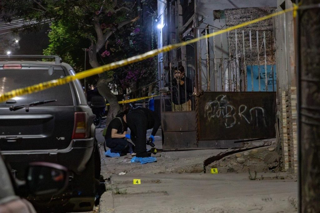 Atacan a balazos a hombre dentro de su domicilio en Sánchez Taboada