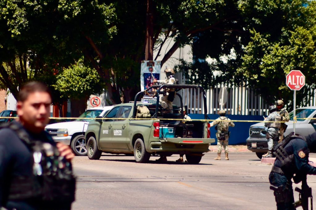 Lesionan a balazos a agente de la AEI tras enfrentamiento en Tecate