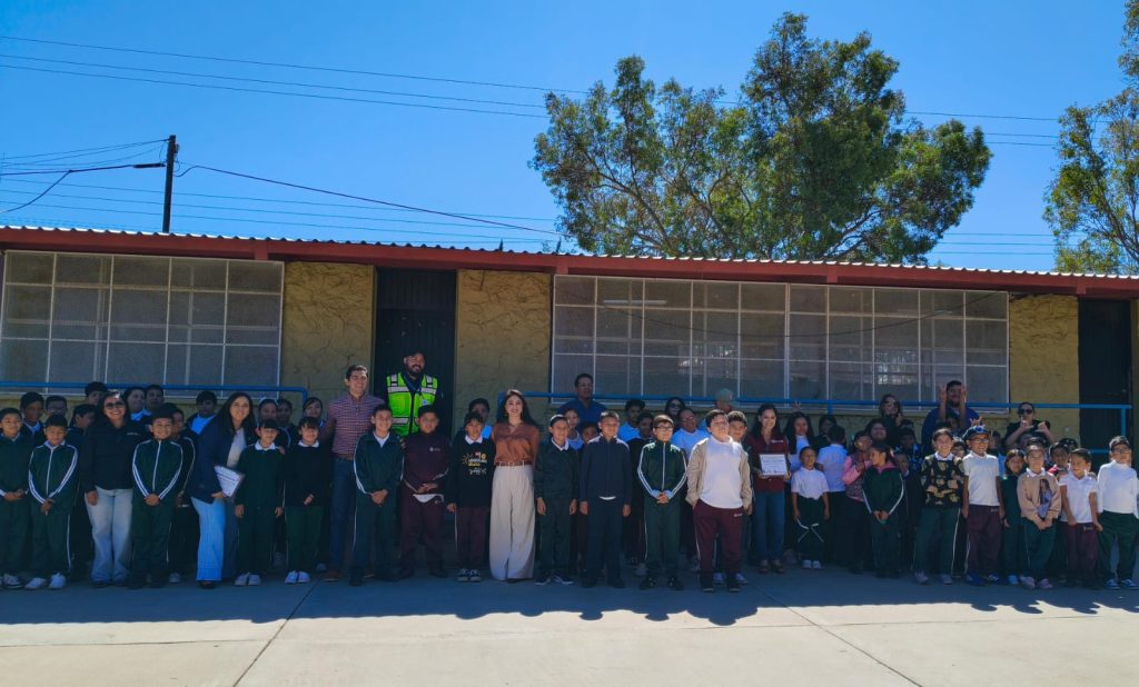 Alianza entre Sempra y Educación para ayudar a primaria de La Rumorosa