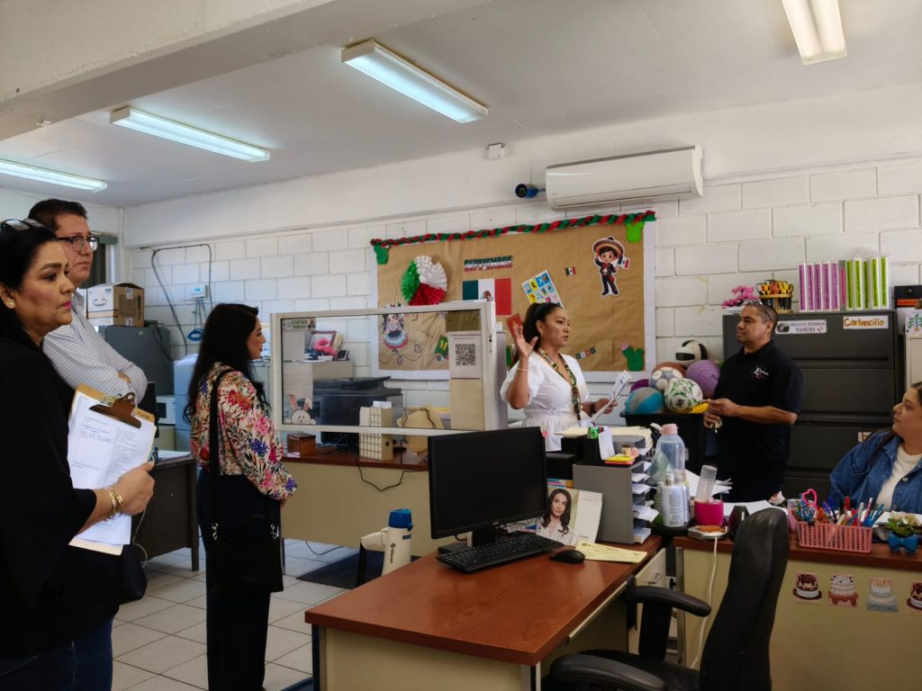 Visitan planteles de Tecate para fortalecer acciones de mejora educativa