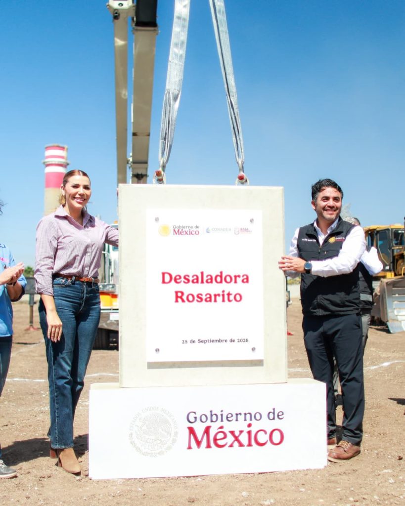 Colocan primera piedra a la planta desaladora en Rosarito