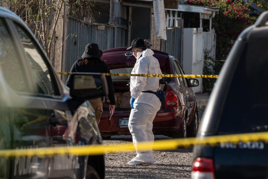 Hallan persona sin vida dentro de la cajuela de un vehículo en Ciudad Jardín