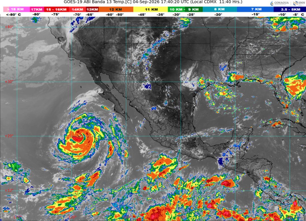 Se aleja Huracán Marie de costas de Baja California