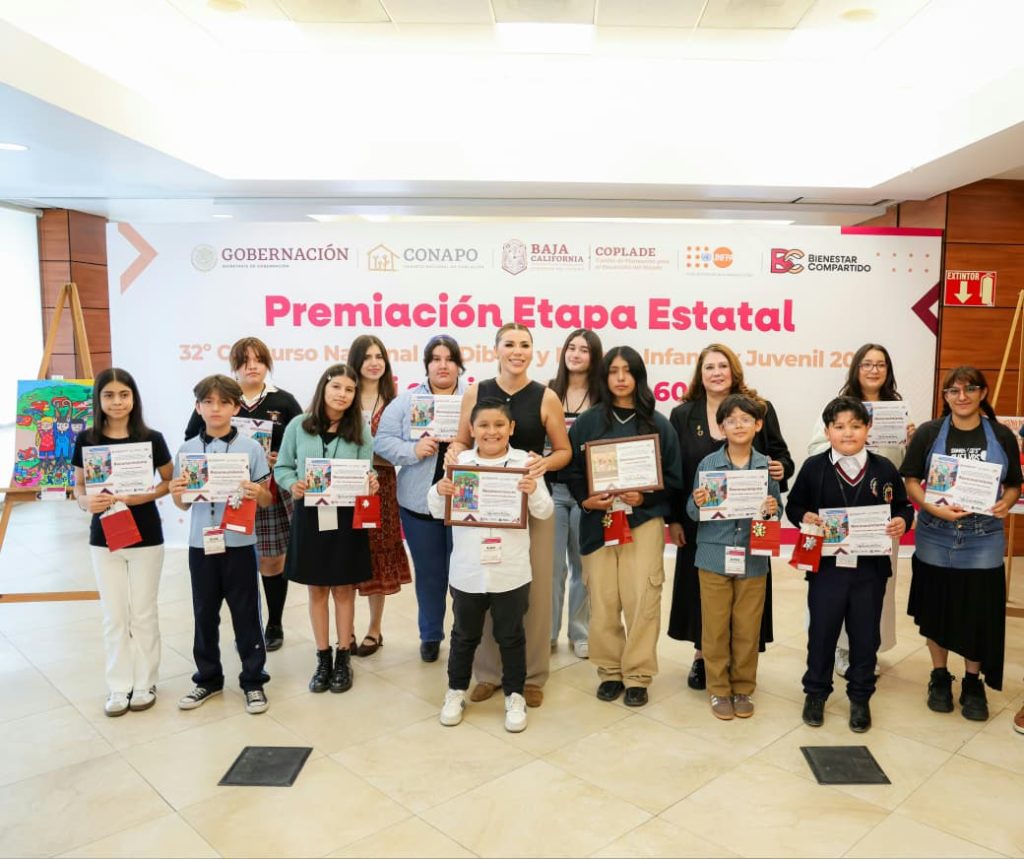 Brilla talento joven de Baja California en concurso nacional de dibujo y pintura