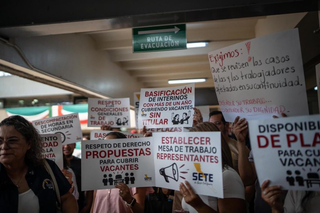 SETEBC protesta en Tijuana; exige respetar derechos de trabajadores interinos