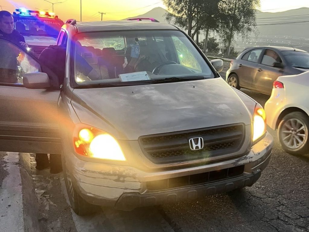 Patrulla Fronteriza de EE. UU. y Policía de Tijuana realizan detenciones tras incidente con láser en frontera