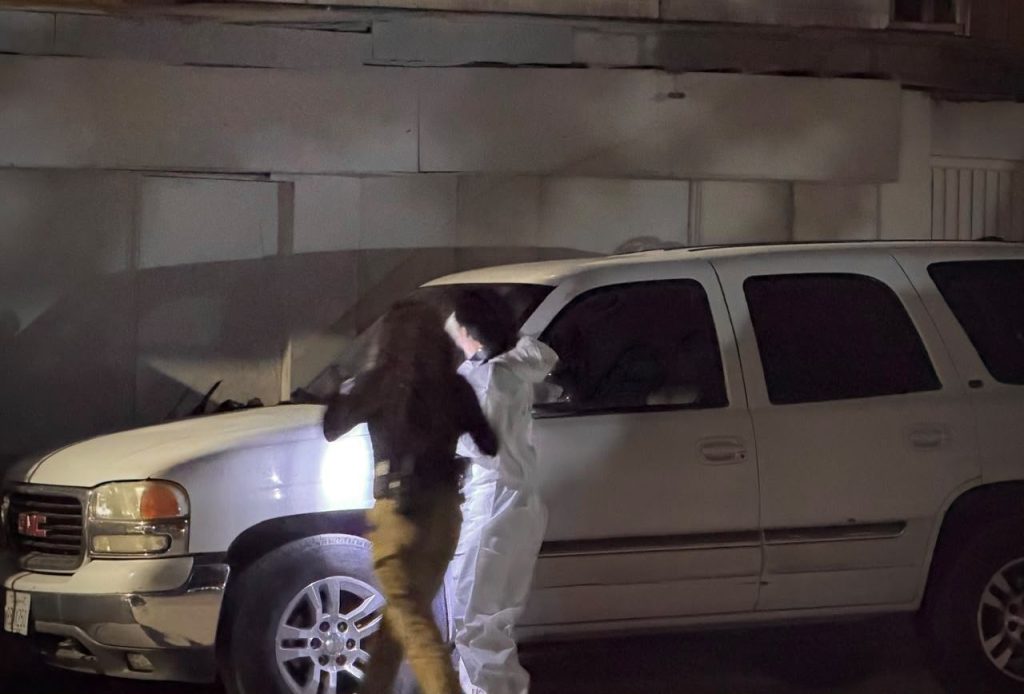 Pareja es atacada a balazos en la 3 de Octubre; mujer pierde la vida
