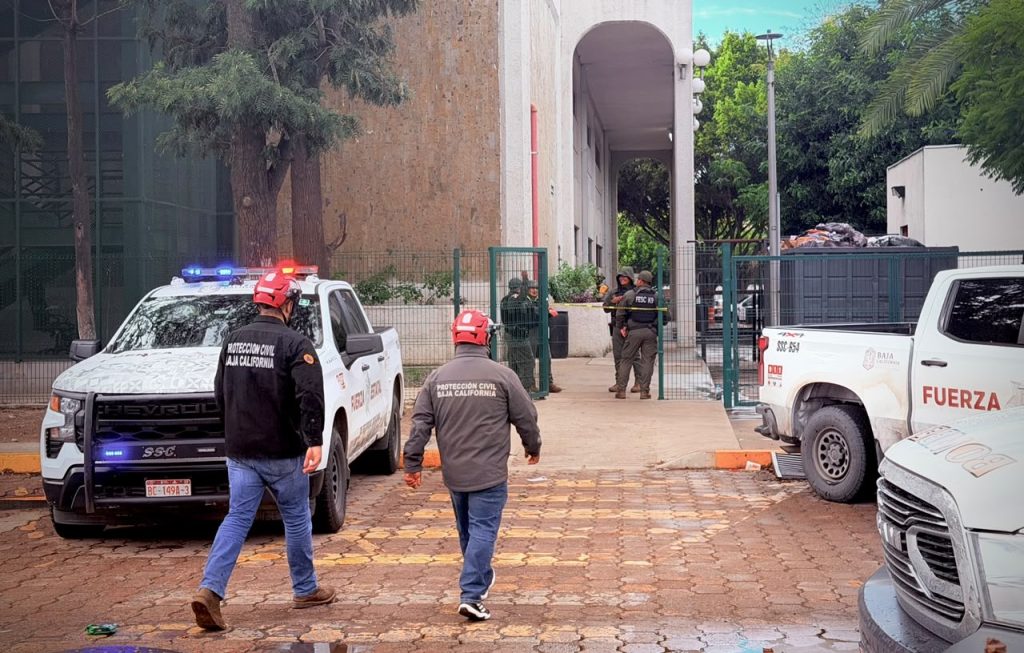 Presunta amenaza moviliza elementos policiales en CUES de la UABC en Tijuana