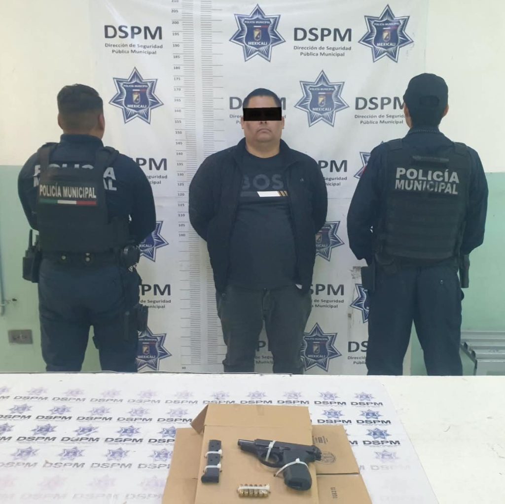 Hombre es detenido por presuntas amenazas con arma de fuego en Mexicali